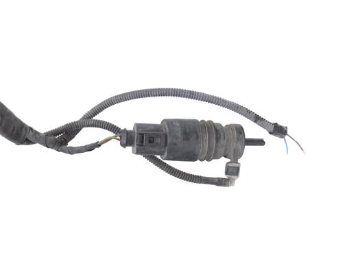 Washer pump VW CADDY III MPV (2KB, 2KJ, 2CB, 2CJ) 2.0 TDI | BP30240697E24