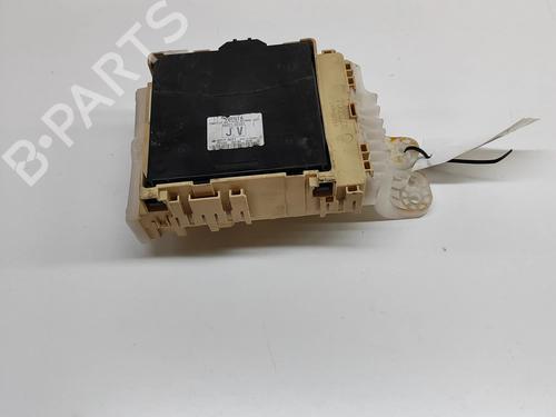 Used Fuse box Fuse box TOYOTA AURIS Estate (_E18_) 1.4 D-4D (NDE180_) (90 hp) 24141482 24141482