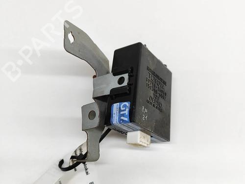 Used Electronic module TOYOTA HIACE IV Bus (__H1_, __H2_) 2.7 (RCH13, RCH23) (144 hp) 23561943