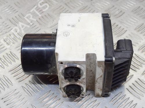 Used ABS pump ABS pump RENAULT CLIO III (BR0/1, CR0/1) 1.2 16V (BR02, BR0J, BR11, CR02, CR0J, CR11) (75 hp) 6774892 6774892
