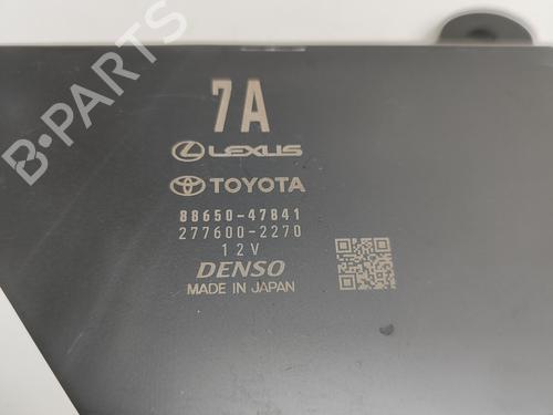 Climate control TOYOTA PRIUS (_W6_) 2.0 PHEV (MXWH61L, MXWH61) | BP29975206I5 