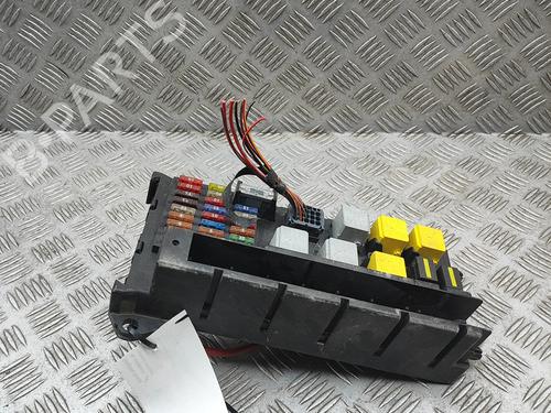 Used Fuse box Fuse box 37030058 37030058