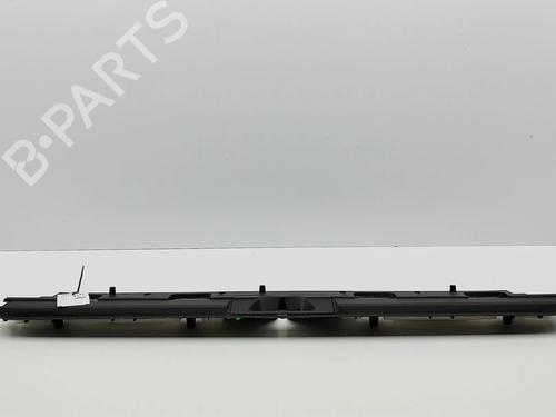 Used Tailgate trim Tailgate trim LAND ROVER DISCOVERY V (L462) D300 MHEV 4x4 (300 hp) 33379285 33379285