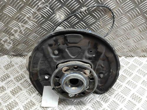 Venstre hjullejehus spindel MERCEDES-BENZ C-CLASS T-Model (S205) C 350 e (205.247) (279 hp) 27771079