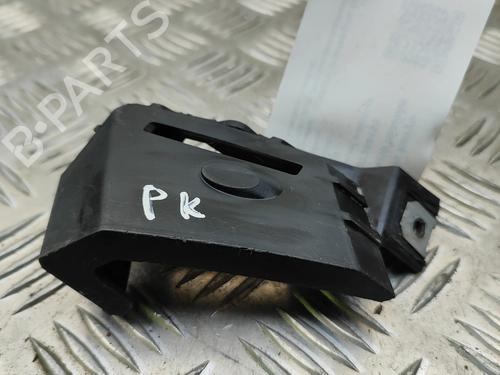 Used Front bumper bracket Front bumper bracket 38070910 38070910