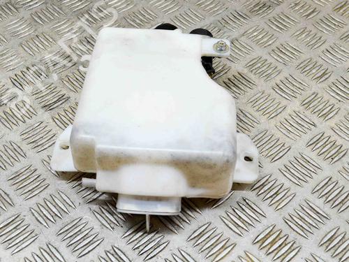 Used Windscreen washer tank MITSUBISHI PAJERO III (V7_W, V6_W) 2.5 TDi (V64W, V74W) (115 hp) 8624779