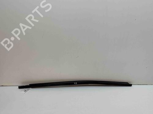 Used Door moulding trim BMW X2 (U10) iX2 eDrive 20 (204 hp) 27798446