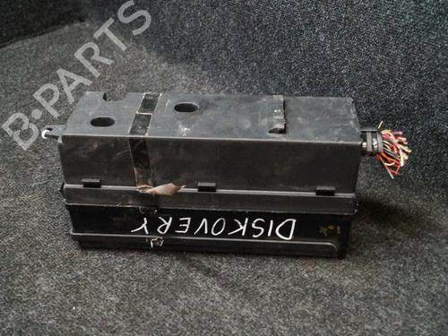 Used Fuse box Fuse box LAND ROVER DISCOVERY III (L319) 2.7 TD 4x4 (190 hp) 6716157 6716157