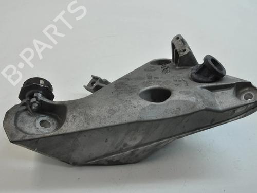 Used Support Support BMW X5 (F15, F85) xDrive 40 d (313 hp) 33369660 33369660