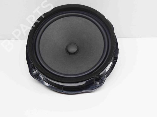 Used Speaker AUDI Q2 (GAB, GAG) 1.6 TDI (115 hp) 6768346