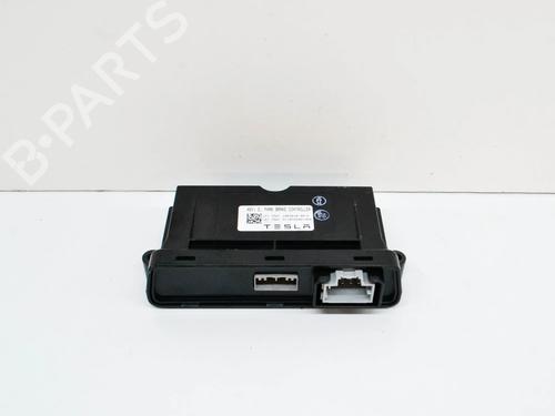 Used Electronic module TESLA MODEL S (5YJS) 90D AWD (422 hp) 10072666