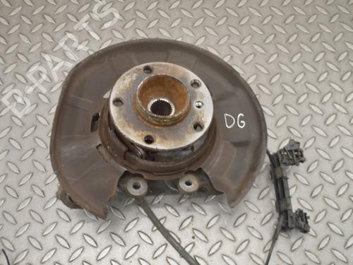 Used Right rear steering knuckle BMW 1 (F20) 116 i (136 hp) 30231938