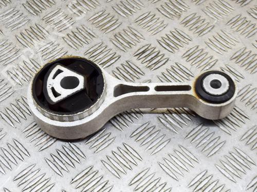 Used Engine mount Engine mount MASERATI QUATTROPORTE VI 3.8 GT S (530 hp) 14628584 14628584