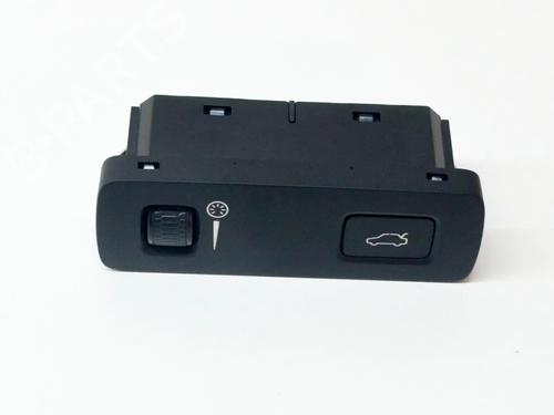 switch-volvo-xc40-536-2017-27752320 main image