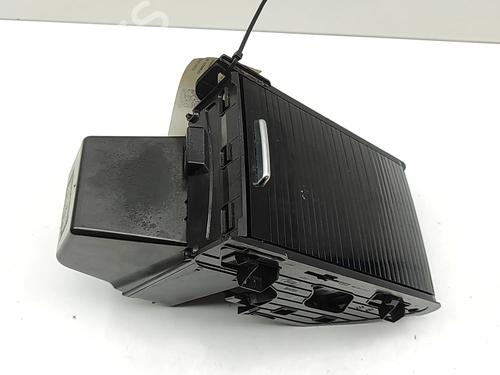 Bekerhouder/Voorwerpenhouder LAND ROVER DISCOVERY SPORT (L550) 2.0 D 4x4 (180 hp) 30596167