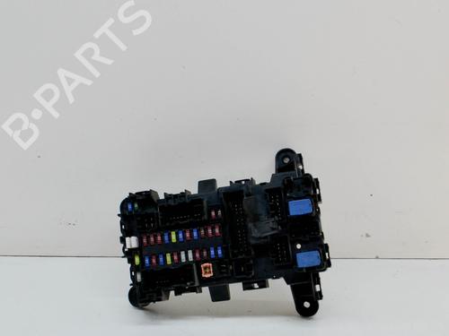 Used Fuse box SUZUKI GRAND VITARA II (JT, TE, TD) 2.4 All-wheel Drive (JT424, JB424, TDA4) (166 hp) 8935214