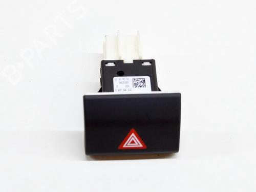 Used Warning switch Warning switch SKODA SUPERB II Estate (3T5) 2.0 TDI (170 hp) 11334586 11334586