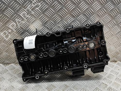 Used Valve cover VOLVO V90 II Estate (235) D3 AWD (150 hp) 18036651