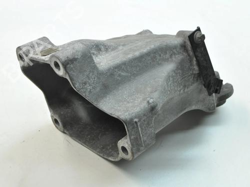 Support MERCEDES-BENZ VITO Bus (W639) 113 CDI (639.701, 639.703, 639.705) | BP30255912C155