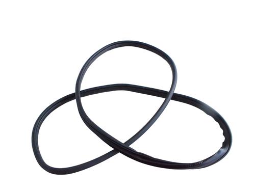 Used Rubber door seal SUZUKI SX4 S-Cross (JY) 1.4 Hybrid (Mild Hybrid) AllGrip (AKK 414) (129 hp) 30240245