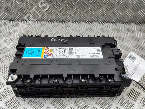 Batterie für VOLVO XC40 (536) B4 Mild-Hybrid (197 hp) 30708451