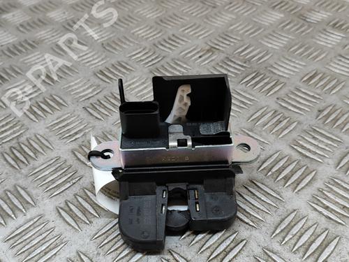 Used Tailgate lock VW GOLF VII (5G1, BQ1, BE1, BE2) 2.0 GTI (230 hp) 19427864