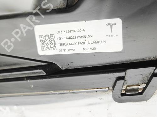 Left front fog light TESLA MODEL Y (5YJY) Long Range All-wheel Drive | BP38782310C30 - Image 8