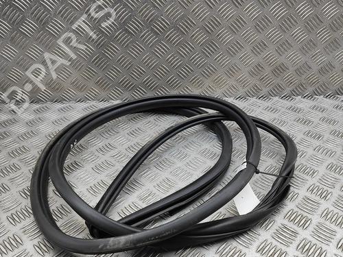 BP30108368C142 main image