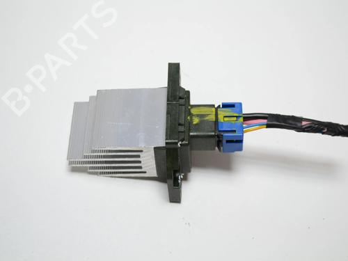 Used Heater resistor Heater resistor HYUNDAI i30 Estate (GD) 1.6 CRDi (128 hp) 33377850 33377850