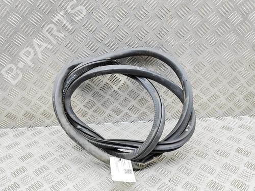 Used Rubber door seal Rubber door seal MERCEDES-BENZ EQA (H243) EQA 250+ (243.702) (190 hp) 33383917 33383917