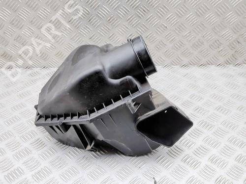 Used Air filter box Air filter box BMW 5 (G30, F90) 520 i (184 hp) 39958337 39958337