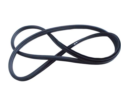 Used Rubber door seal SUZUKI SX4 S-Cross (JY) 1.4 Hybrid (Mild Hybrid) AllGrip (AKK 414) (129 hp) 30240241