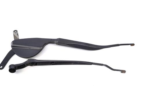 Used Front windshield wiper arm LEXUS RX (_U3_) 400h AWD (MHU38_) (211 hp) 30216405