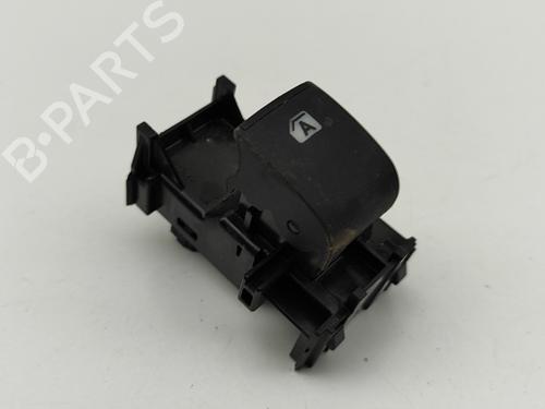 Used Right rear window switch TOYOTA HILUX VIII Pickup (_N1_) 2.8 TD 4WD (GUN126) (204 hp) 27798243
