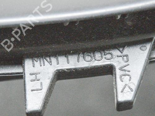 Rear left quarter glass MITSUBISHI L200 / TRITON (KA_T, KB_T) 2.5 DI-D 4WD (KB4T) | BP10398622C93 