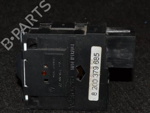 Elektronisk modul OPEL VIVARO A Van (X83) 2.0 CDTI (F7) | BP6728463M83 
