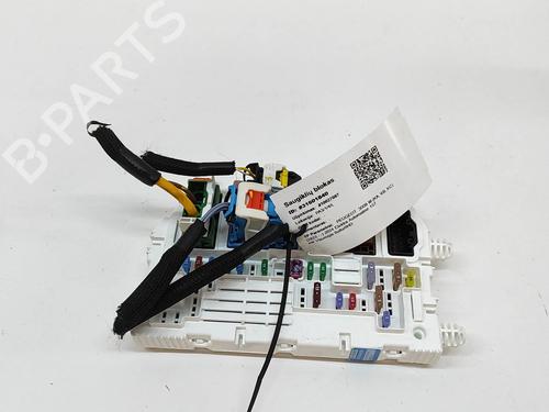 Used Fuse box PEUGEOT 3008 III (KA_, KB_, KC_) e-210 (KCZKZX) (213 hp) 28565144