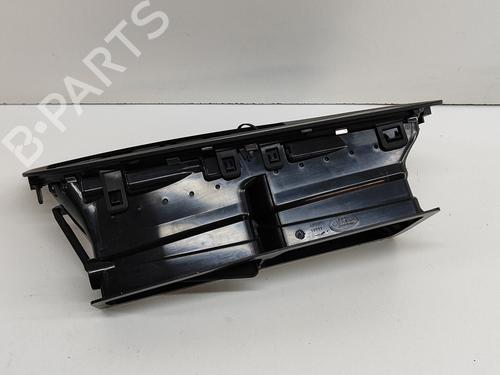 Air vent PEUGEOT 5008 (0U_, 0E_) 1.6 HDi | BP16536645I21