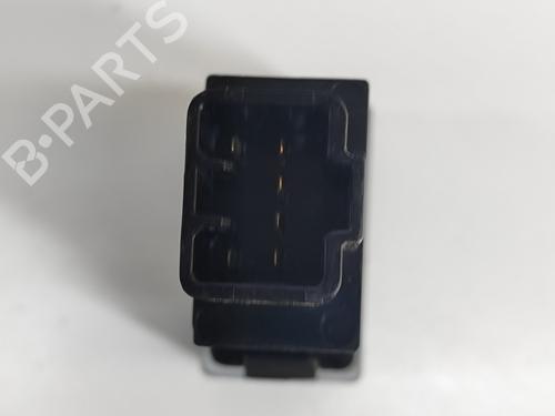 Switch HYUNDAI TERRACAN (HP) 2.9 CRDi 4WD | BP23562281I30 