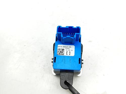 Switch JAGUAR XE (X760) 2.0 D | BP35957998I30 - Image 3