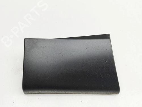 Używane Listwa nadkola przedniego lewego JAGUAR F-PACE (X761) 2.0 TD4 AWD (180 hp) 30621413