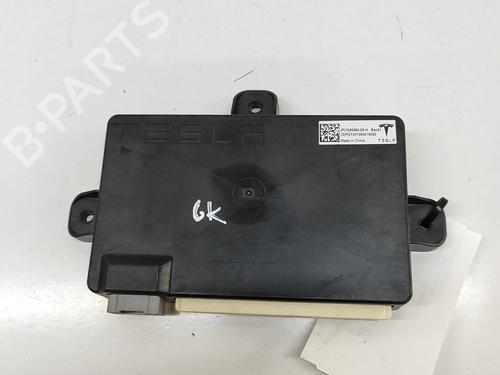 Used Electronic module Electronic module TESLA MODEL X (5YJX) P100D AWD (772 hp) 28435889 28435889