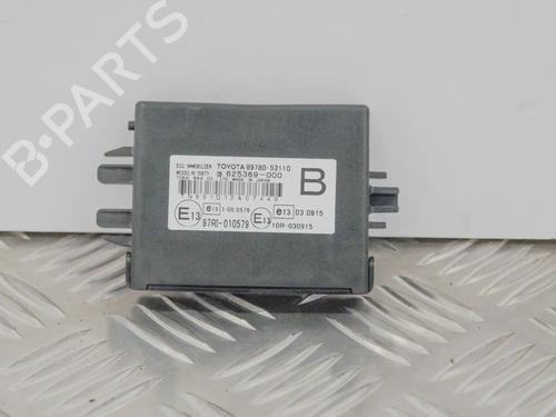 Module électronique Module électronique TOYOTA VERSO S (_P12_) 1.33 (NSP120_) (99 hp) 6731568 6731568
