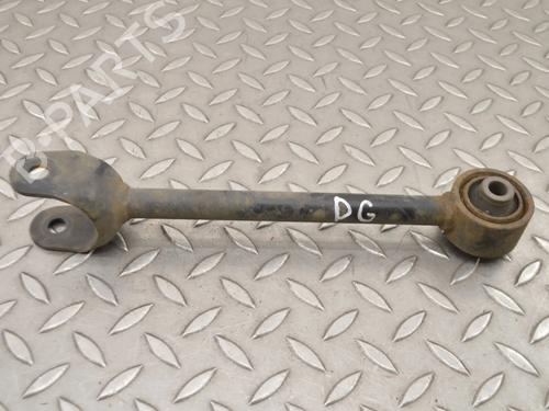 Used Right rear suspension arm Right rear suspension arm TOYOTA PRIUS (_W5_) 1.8 Hybrid (ZVW50_, ZVW51_) (98 hp) 30282502 30282502