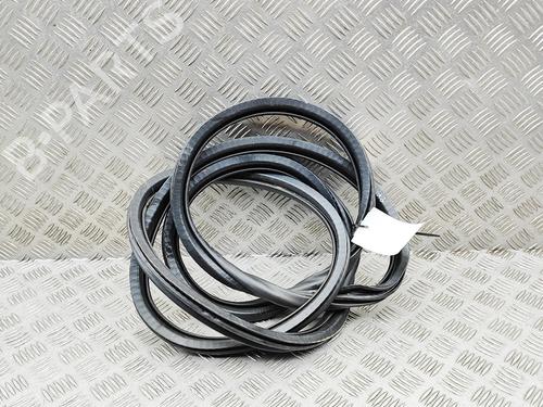 Used Rubber door seal Rubber door seal DS DS 7 Crossback (J4_, JR_, JC_) 2.0 BlueHDi 180 (JJEHZR) (177 hp) 33386460 33386460