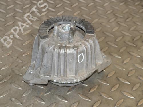 Used Engine mount MERCEDES-BENZ CLS (C218) CLS 350 CDI / d (218.323) (265 hp) 30221414