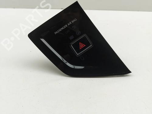 warning-switch-vw-polo-vi-aw1-bz1-ae1-2017-28688215 main image