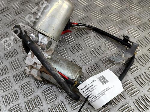 Used Vacuum pump TOYOTA PRIUS (_W5_) 1.8 Hybrid (ZVW50_, ZVW51_) (98 hp) 27295498