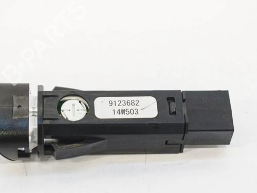 Switch VOLVO V40 Hatchback (525) D2 | BP6744802I30 - Image 4