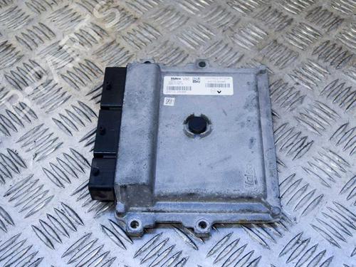 Used Engine control unit (ECU) DACIA SANDERO II 1.5 dCi 75 / Blue dCi 75 (B8JW, B8M4, B8AH, B8M7, B8M6) (75 hp) 6756340